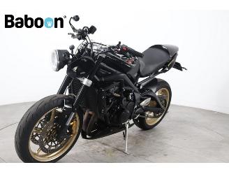 Triumph Street Triple R picture 6