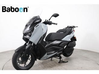 Yamaha XMAX 300 Tech MAX+ picture 6