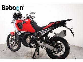 MV Agusta  Enduro Veloce picture 4