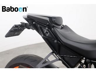 KTM 1290 Super Duke R ABS picture 14