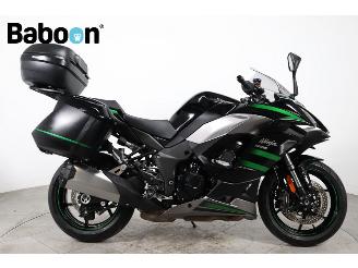skadebil auto Kawasaki Mustang Ninja 1000 SX 2021/2