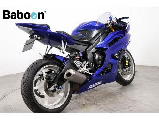 Yamaha  YZF-R6 picture 2