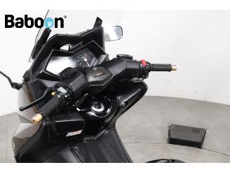 Yamaha  XP 530 T-MAX ABS picture 21