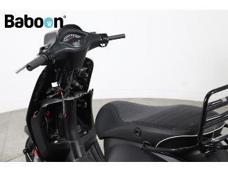 Vespa  Sprint 25KM picture 17