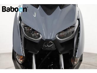 Yamaha  X-MAX 300 Tech Max ABS picture 11