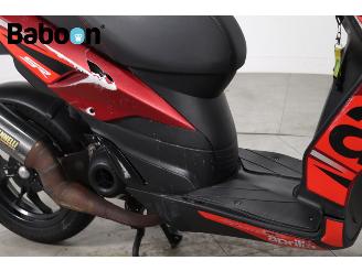 Aprilia SR 50 Motard 45km picture 11