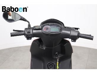 Aprilia SR 50 Motard 45km picture 18