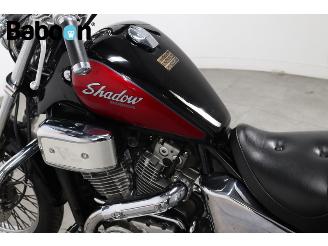 Honda  VT 800 C Shadow picture 19