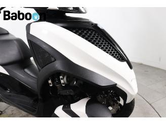 Piaggio MP3 300 Yourban S picture 20