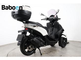 Piaggio MP3 300 Yourban S picture 6