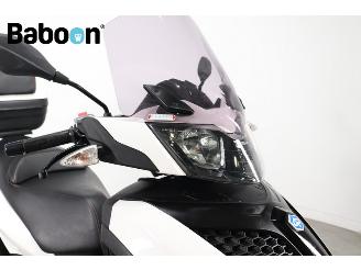 Piaggio MP3 300 Yourban S picture 19