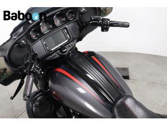 Harley-Davidson  FLHXSE CVO Street Glide 117 picture 26