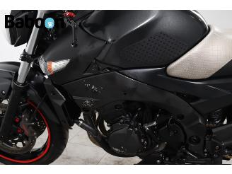 Suzuki  GSR 600 picture 20