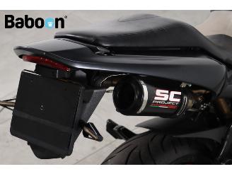 Suzuki  GSR 600 picture 16