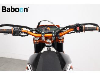 KTM 690 SMC  picture 17