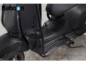 Vespa  Sprint 25KM picture 20