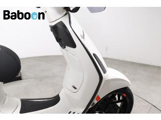 Vespa  Sprint 4T Racing 60s 45KM picture 13