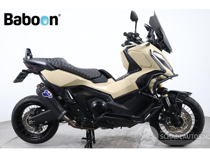 Honda  X-ADV