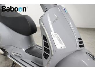 Vespa  GTS 300 Super Notte ABS picture 15