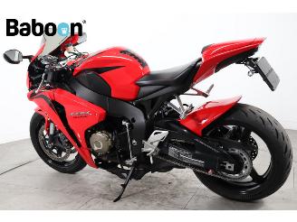 Honda CBR 1000 RR Fireblade picture 4