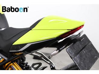 Triumph Speed Triple 1200 RX picture 9