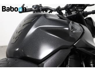 Honda CB 750 Hornet picture 17