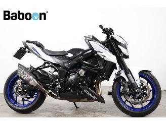 krockskadad bil motor Suzuki  GSX-S 750 A 2019/5