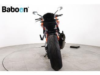 KTM 1290 Super Duke R ABS picture 7