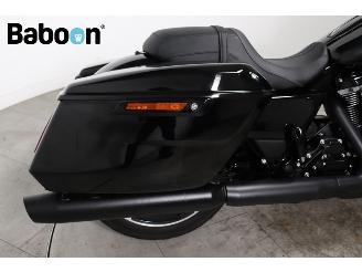 Harley-Davidson  FLTRX Road Glide Custom 117 picture 21