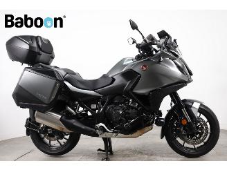 krockskadad bil motor Honda  NT 1100 DCT 2023/7