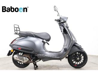 Schade scooter Vespa  Sprint 25KM 2018/11