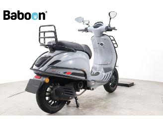 Vespa  Sprint 25KM picture 7
