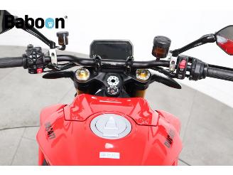 Ducati Streetfighter V2 S picture 20