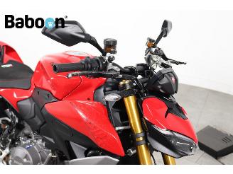 Ducati Streetfighter V2 S picture 9