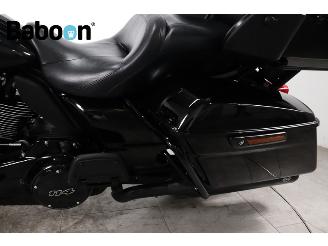 Harley-Davidson  FLHTK Ultra Glide Limited 114 picture 12