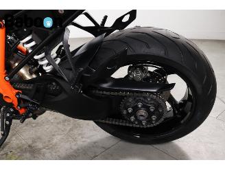 KTM  1290 Super Duke GT ABS picture 19