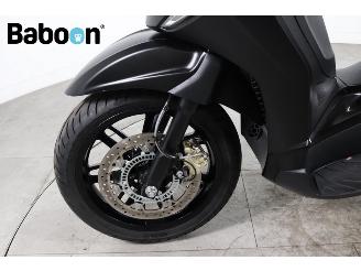 Piaggio  400 Beverly S HPE picture 14