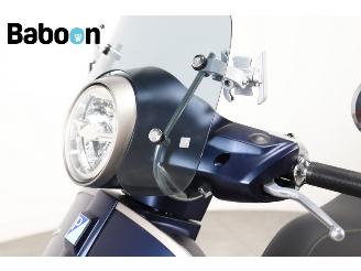 Vespa  GTS 300 Super HPE picture 14