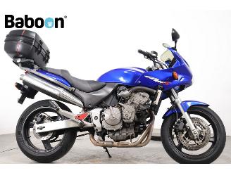 skadebil motor Honda CB 600 F Hornet 2000/5