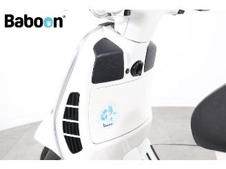 Vespa GTS 125 Super I.E picture 11
