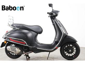Vaurioauto  passenger cars Vespa Sprint 45KM  2022/5