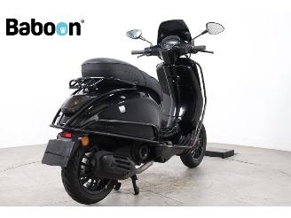 Vespa  Sprint 25KM picture 8