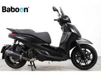 krockskadad bil motor Piaggio Beverly 400 S HPE 2023/8
