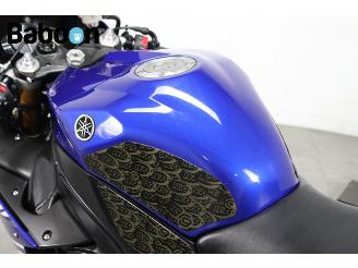 Yamaha  YZF-R1 picture 11