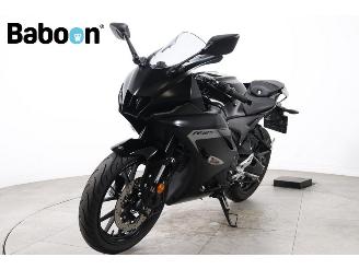 Yamaha  YZF R 125 ABS picture 4