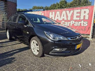 Auto incidentate Opel Astra sports tourer 1.0 online edition 2018/8