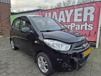 Coche accidentado Hyundai I-10 1.1i drive cool 2011/6