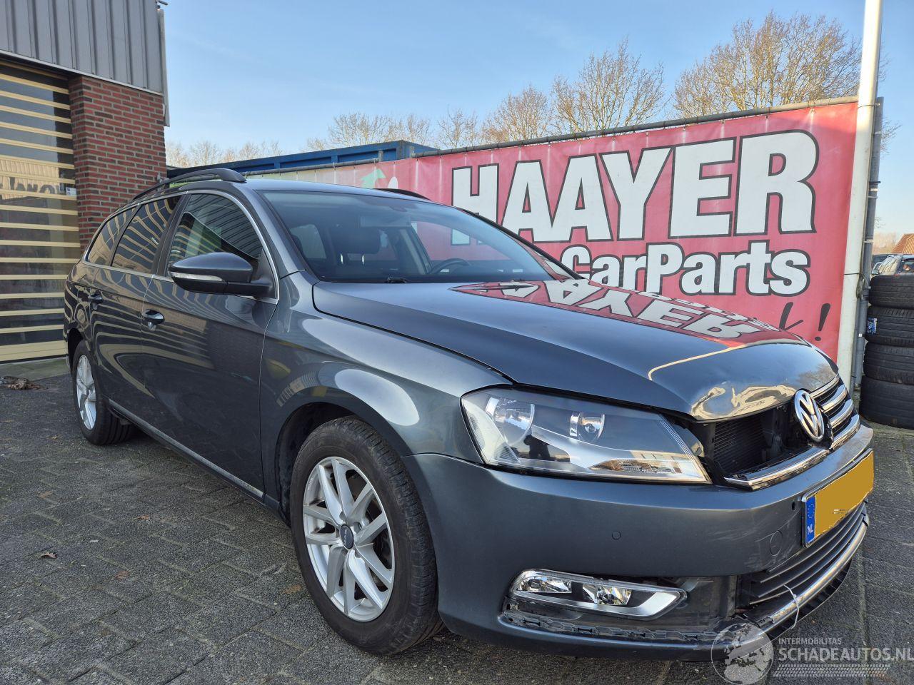 Volkswagen Passat 1.4 tsi comfort executive line Bluemotion