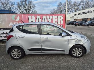 Hyundai I-10 1.0i i-Motion Comfort Plus picture 2