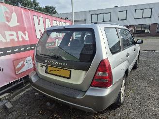 Subaru Forester 2.0 AWD x picture 3